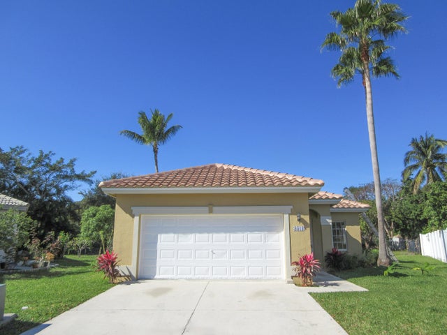 1 of 13 - 4513 Sw 13th Street, Deerfield Beach, FL