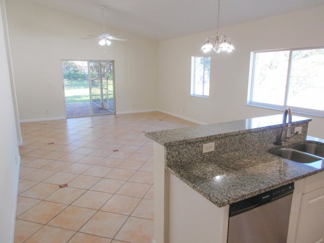 2 of 13 - 4513 Sw 13th Street, Deerfield Beach, FL