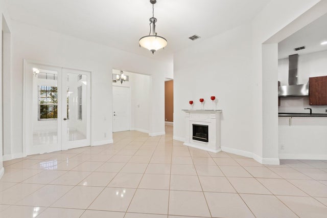 4 of 48 - 104 Nw Rockbridge Court, Port Saint Lucie, FL