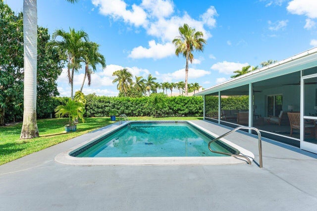 4 of 49 - 474 S Country Club Drive, Atlantis, FL