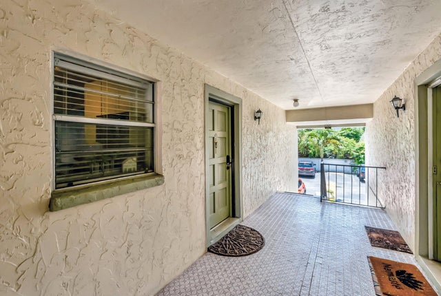 2 of 23 - 1124 Nw 13th St #208, Boca Raton, FL