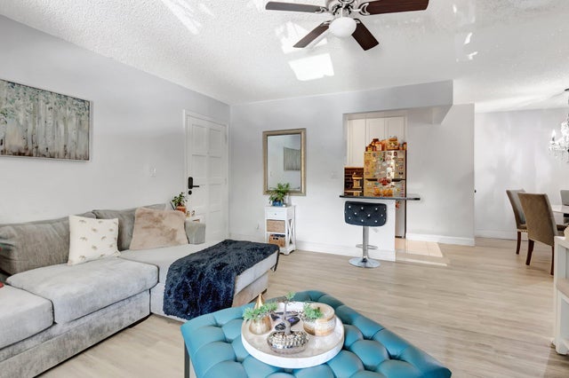 4 of 23 - 1124 Nw 13th St #208, Boca Raton, FL