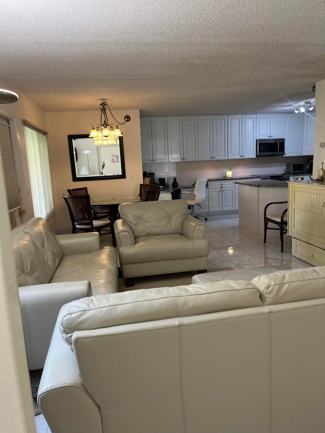 5 of 10 - 311 Pine Ridge Circle #b-1, Greenacres, FL