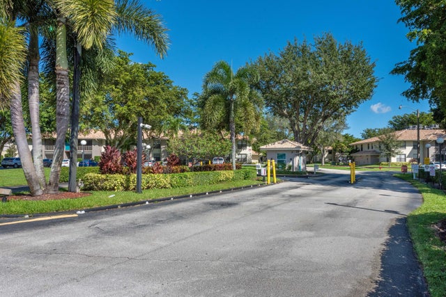 3 of 34 - 9930 Pineapple Tree Drive #202, Boynton Beach, FL