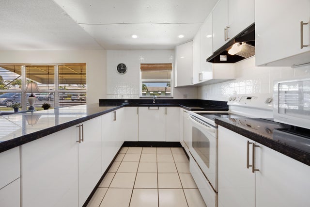 3 of 17 - 210 South Boulevard #c, Boynton Beach, FL