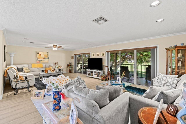 4 of 41 - 4 Stratford Dr #b, Boynton Beach, FL