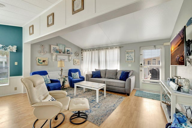5 of 32 - 781 Nettles Boulevard, Jensen Beach, FL
