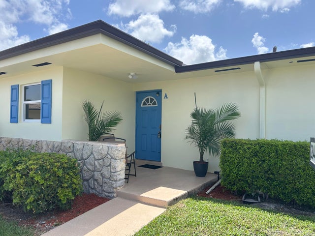 2 of 35 - 2844 E Crosley A Drive E #a, West Palm Beach, FL