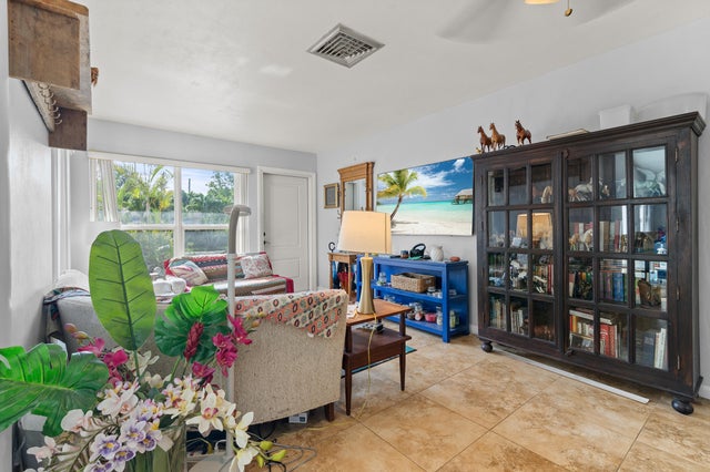 2 of 33 - 933 S Ridge Street, Lake Worth Beach, FL