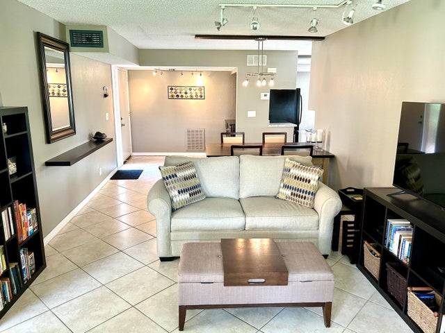 1 of 39 - 11231 Green Lake Dr #104, Boynton Beach, FL