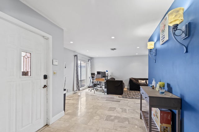 4 of 21 - 8611 Nw 47th Court, Lauderhill, FL