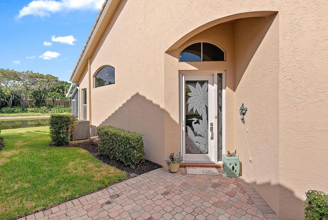 5 of 60 - 8118 Sandpiper Way, West Palm Beach, FL