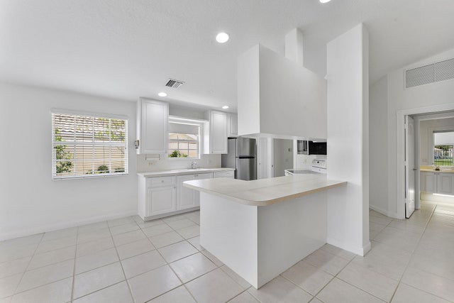 5 of 31 - 7720 Pine Island Wy, West Palm Beach, FL