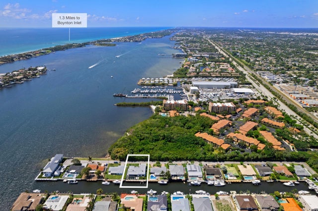 2 of 35 - 160 Periwinkle Drive, Hypoluxo, FL