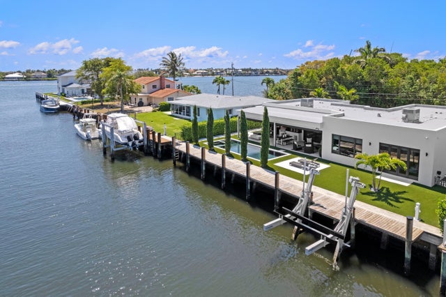 3 of 35 - 160 Periwinkle Drive, Hypoluxo, FL