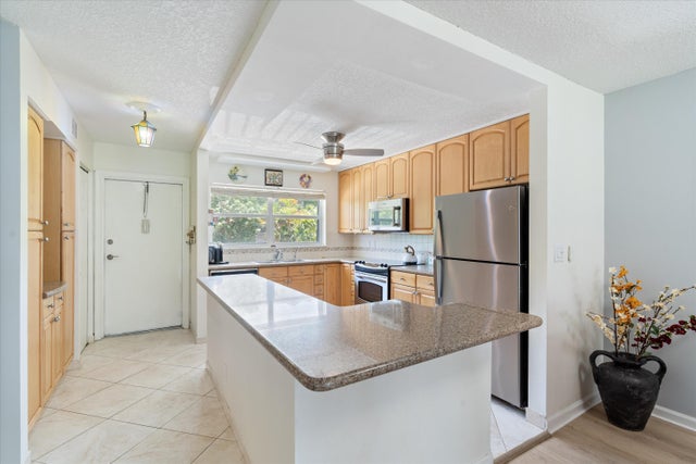 4 of 36 - 2018 S Federal Hwy 206 Hwy #206, Boynton Beach, FL