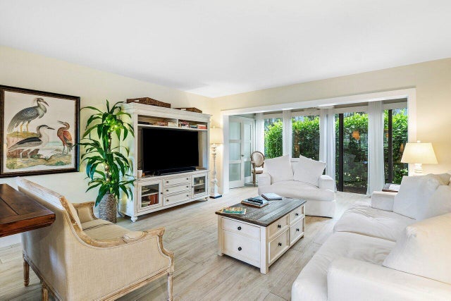 2 of 37 - 4638 Kittiwake Ct #kingfisher S, Boynton Beach, FL