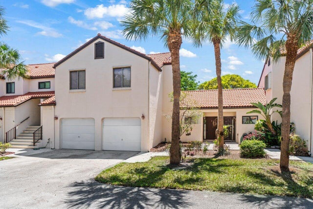 2 of 29 - 7 Via De Casas Sur #102, Boynton Beach, FL