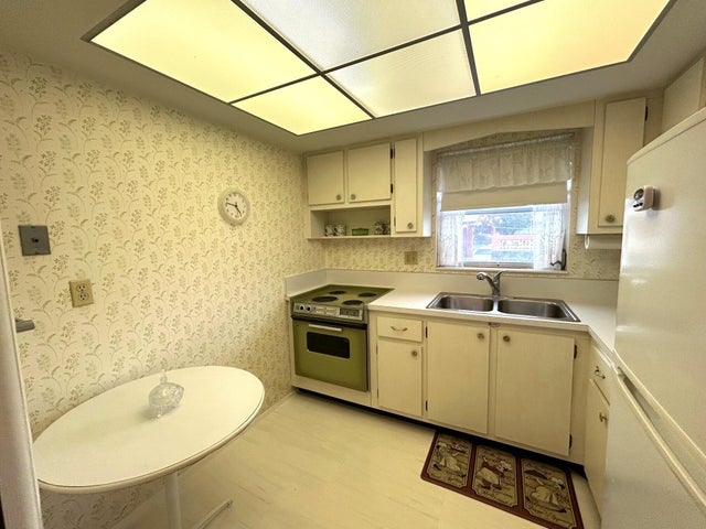 2 of 28 - 2955 Crosley Dr W #f, West Palm Beach, FL