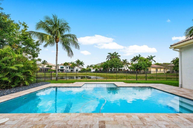 2 of 47 - 11952 Fox Hill Cir, Boynton Beach, FL