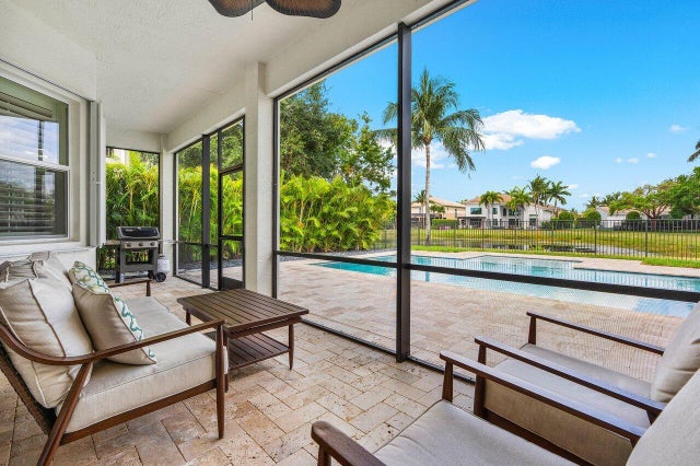 5 of 47 - 11952 Fox Hill Cir, Boynton Beach, FL