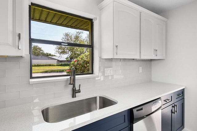 5 of 71 - 1402 Nebraska Avenue #3b, Fort Pierce, FL