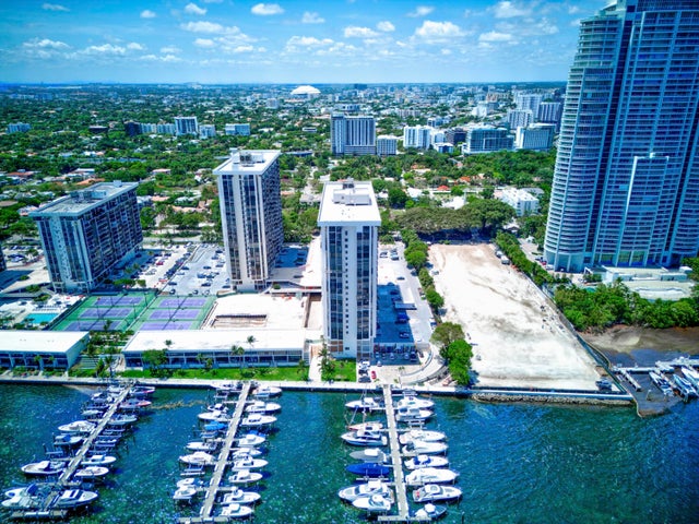 1 of 38 - 1865 Brickell Avenue #a611, Miami, FL