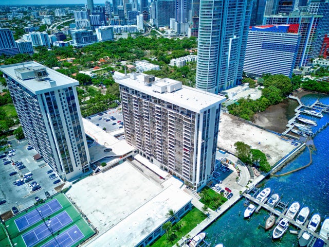 3 of 38 - 1865 Brickell Avenue #a611, Miami, FL