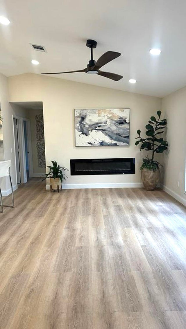2 of 23 - 889 Sw Nichols Ter, Port Saint Lucie, FL