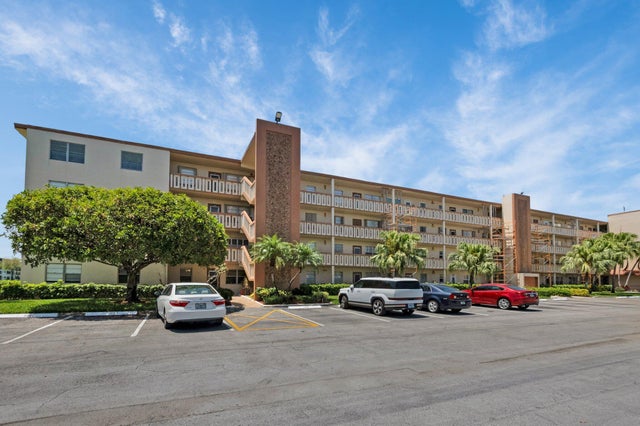 1 of 48 - 2020 Newcastle A, Boca Raton, FL
