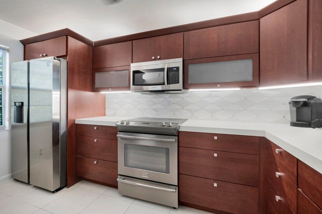 4 of 48 - 2020 Newcastle A, Boca Raton, FL