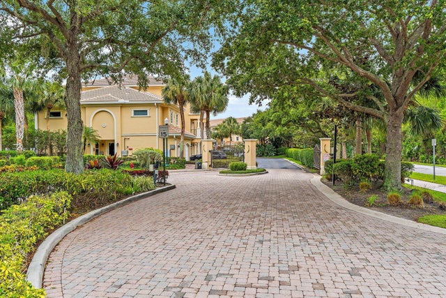 2 of 35 - 12755 Se Old Cypress Dr, Hobe Sound, FL