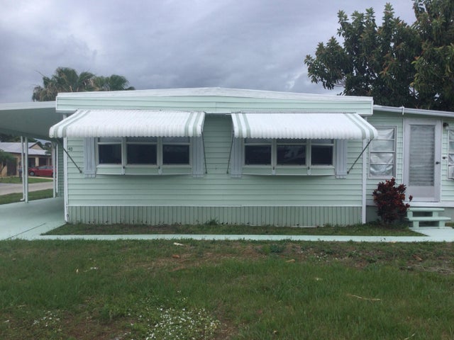 2 of 13 - 40 Monterey Way, Port Saint Lucie, FL