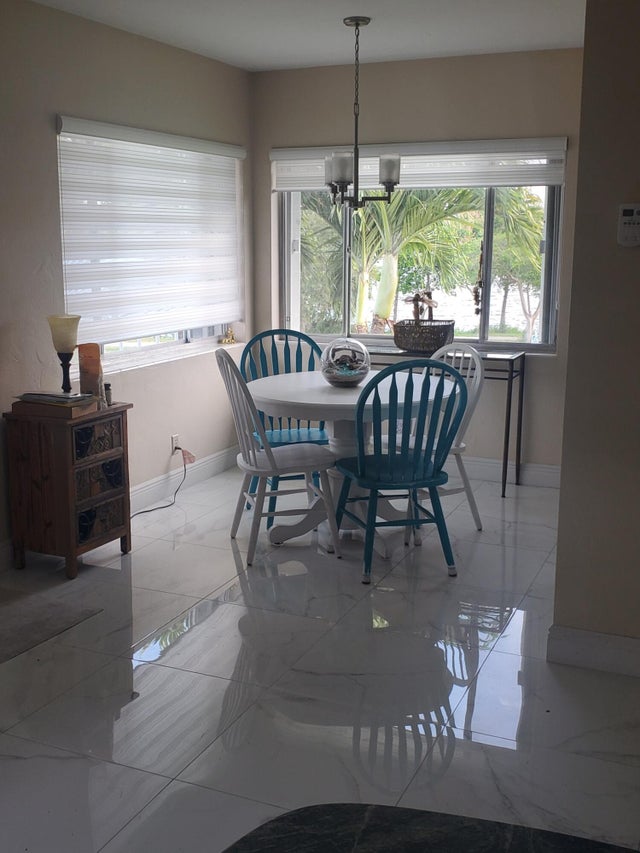 4 of 18 - 3160 Lake Osborne Dr #201, Lake Worth, FL
