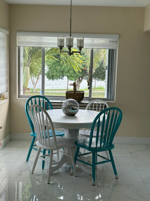 5 of 18 - 3160 Lake Osborne Dr #201, Lake Worth, FL