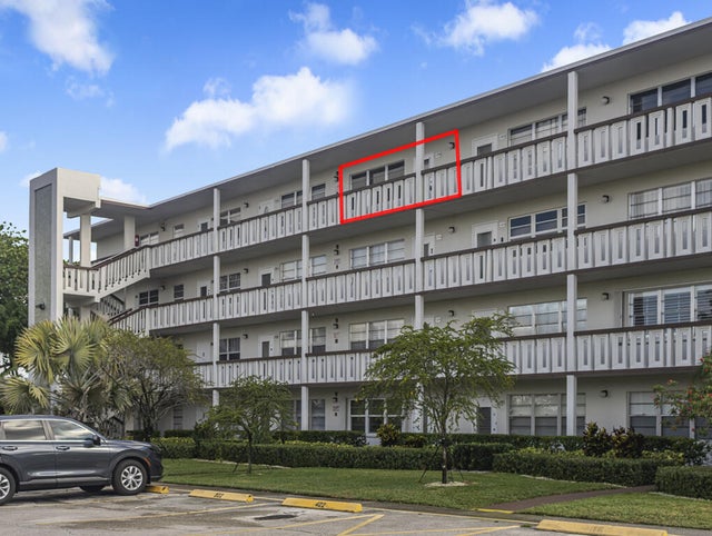 3 of 43 - 424 Southampton B #424, West Palm Beach, FL