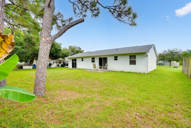 4 of 20 - 324 Nw Hogan Street, Port Saint Lucie, FL
