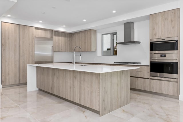 3 of 41 - 475 E Royal Palm Road #205, Boca Raton, FL