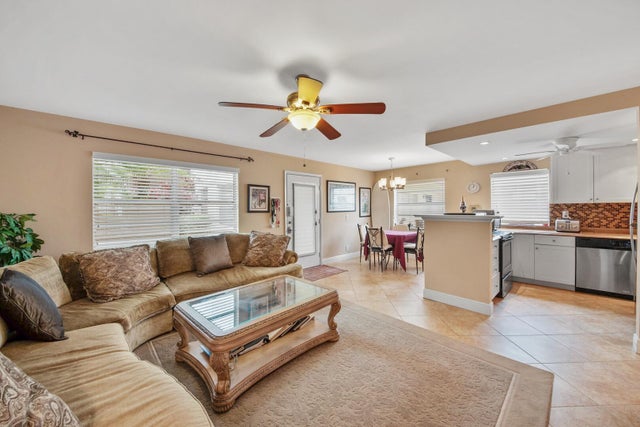 3 of 18 - 677 Normandy O, Delray Beach, FL
