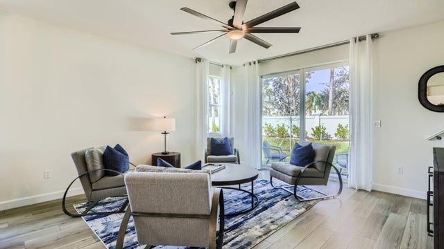 4 of 15 - 555 Se Rivergrass St, Port Saint Lucie, FL