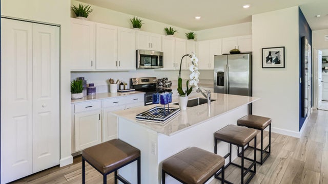 5 of 15 - 555 Se Rivergrass St, Port Saint Lucie, FL