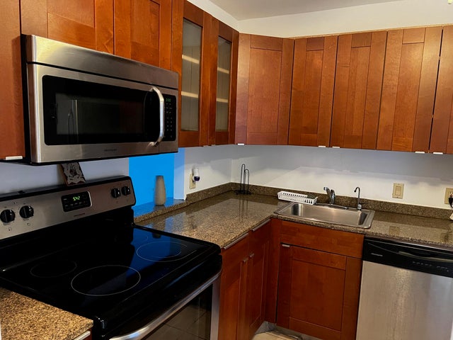 2 of 8 - 3101 N Country Club Drive #510, Aventura, FL