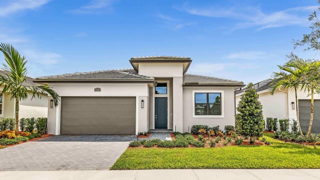 1 of 37 - 2760 Se Ashfield Dr, Port Saint Lucie, FL