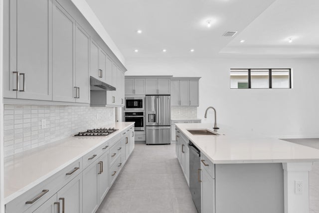 2 of 37 - 2760 Se Ashfield Dr, Port Saint Lucie, FL