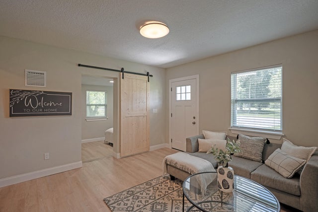 4 of 16 - 2963 W 12th Street, Jacksonville, FL