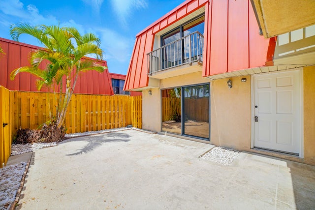 4 of 29 - 3211 S Meridian Wy S #a, Palm Beach Gardens, FL