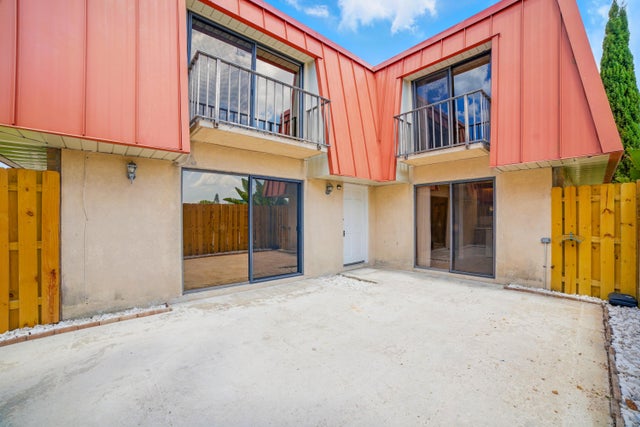 5 of 29 - 3211 S Meridian Wy S #a, Palm Beach Gardens, FL