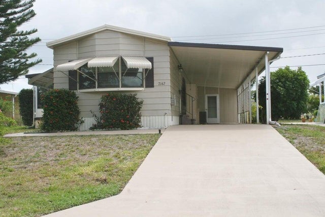 1 of 1 - 7142 Se Bluebird Cir, Hobe Sound, FL
