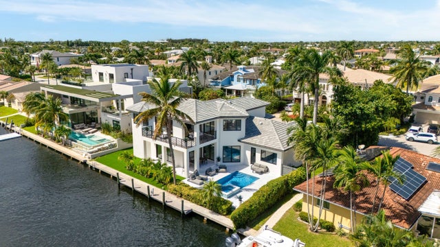 1 of 33 - 872 Glouchester Street, Boca Raton, FL