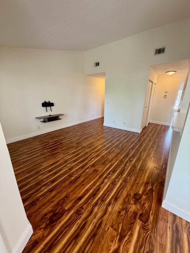 4 of 19 - 815 W Boynton Beach Boulevard #8-204, Boynton Beach, FL